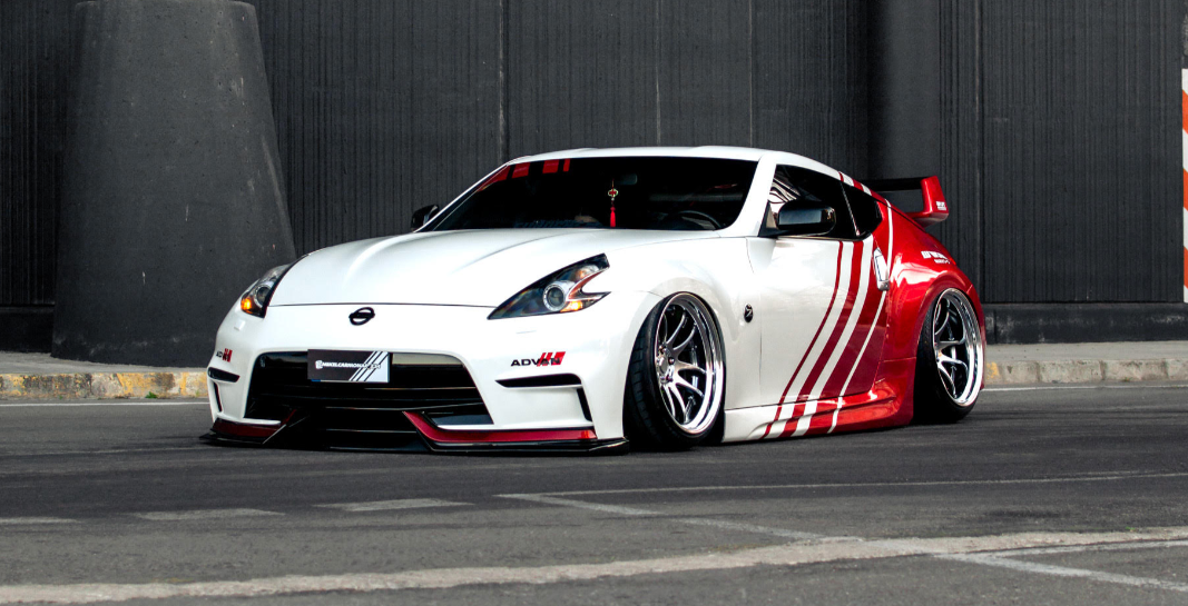NISSAN 370Z
