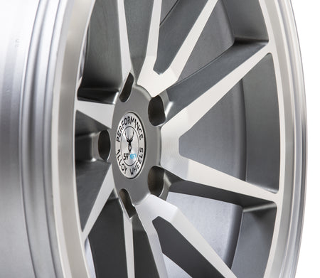 Llanta 59°North S-001 19x9,5" 5x112 ET40 plata mecanizada