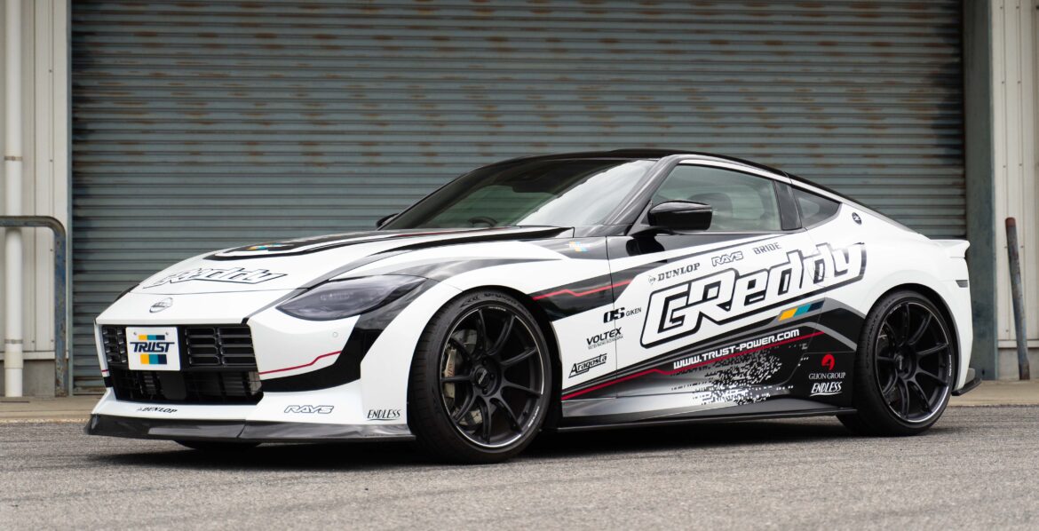 Faldón delantero GReddy para Nissan Z RZ34 (400Z) - carbono