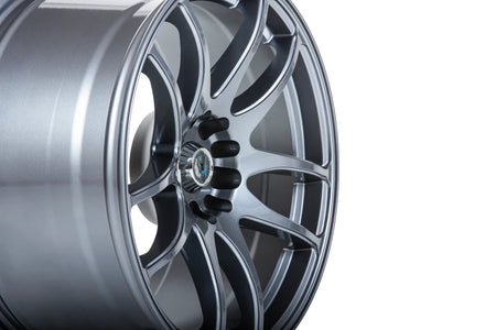Llanta 59°North D-001 18x8,5" 5x114.3/120 ET35 gris antracita brillo