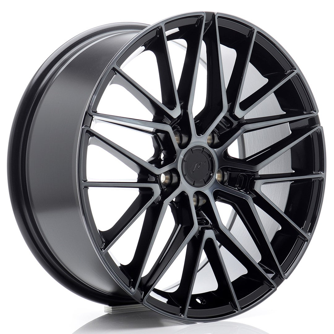 Llanta Japan Racing JR-38 18x8" 5x112 ET42 negro mate / frontal tintado