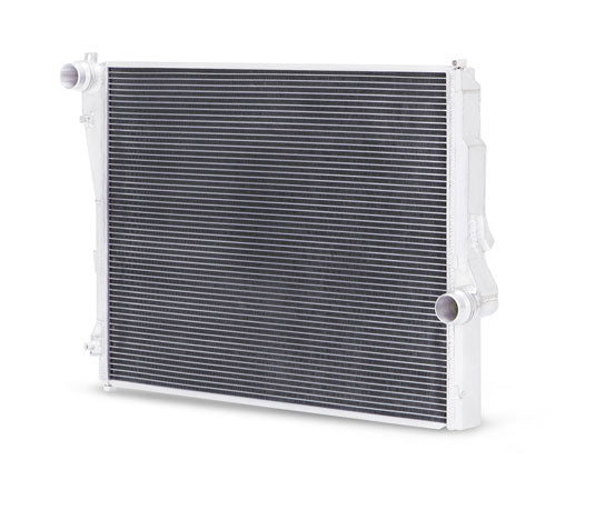 Mishimoto Performance Aluminium Radiator for BMW E46 (non-M)