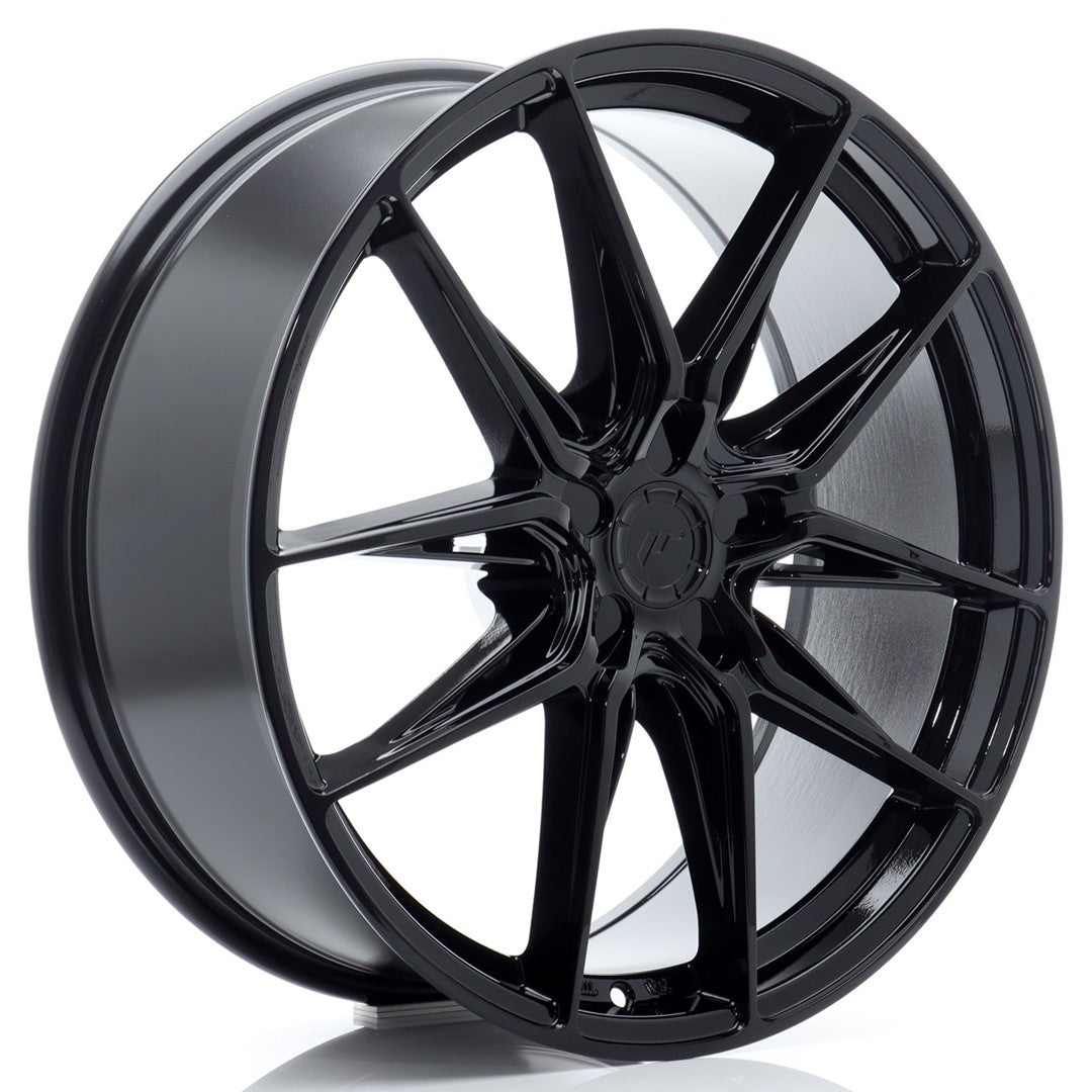 Llanta Japan Racing JR-44 20x8" 5 tornillos a medida ET20-40 negro brillo