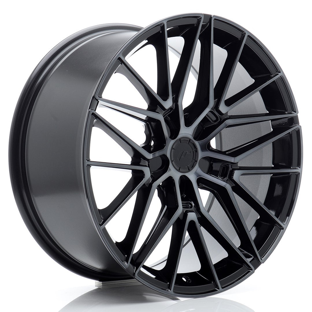 Llanta Japan Racing JR-38 19x9" 5 tornillos a medida ET20-40 negro mate / frontal tintado