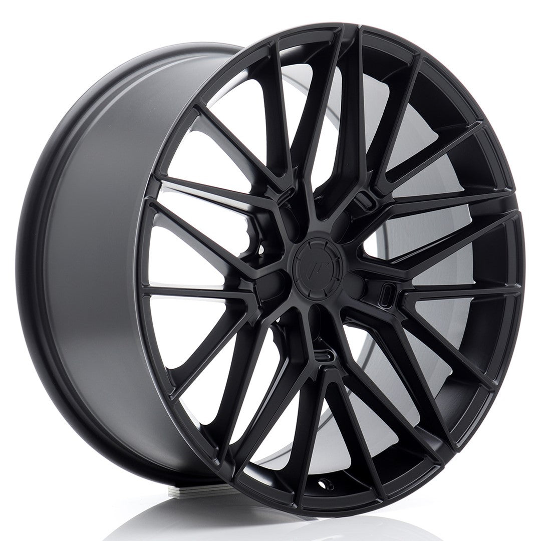 Llanta Japan Racing JR-38 19x9,5" 5 tornillos a medida ET20-45 negro mate