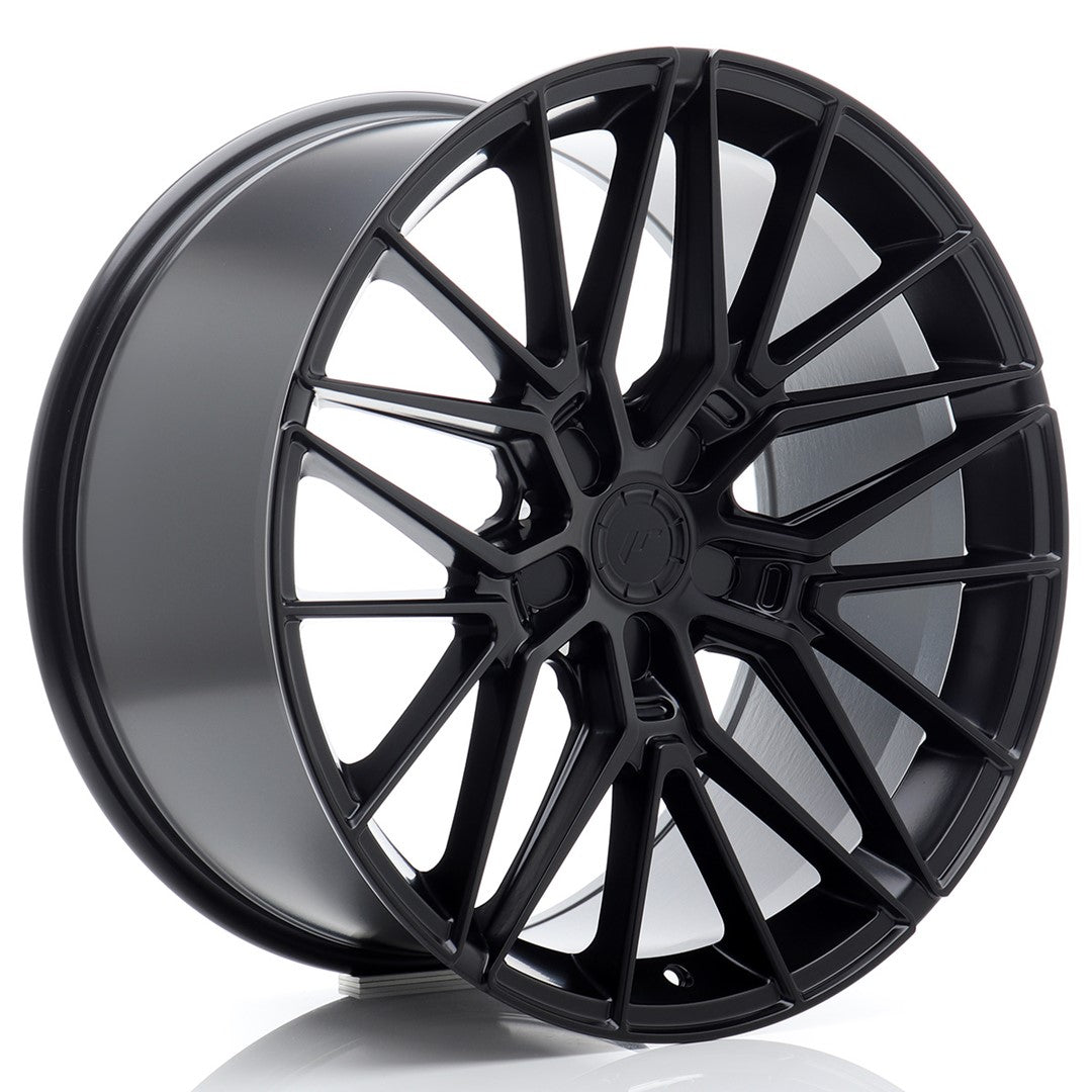 Llanta Japan Racing JR-38 20x10" 5 tornillos a medida ET20-48 negro mate