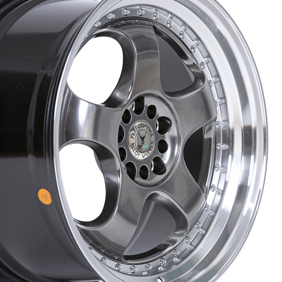 Llanta 59°North D-002 18x8,5" 5x114.3/120 ET35 negro hyper