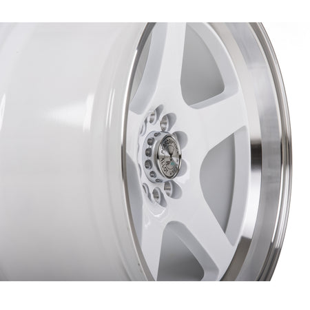 Llanta 59°North D-004 18x9,5" 5x100/108 ET20 blanco