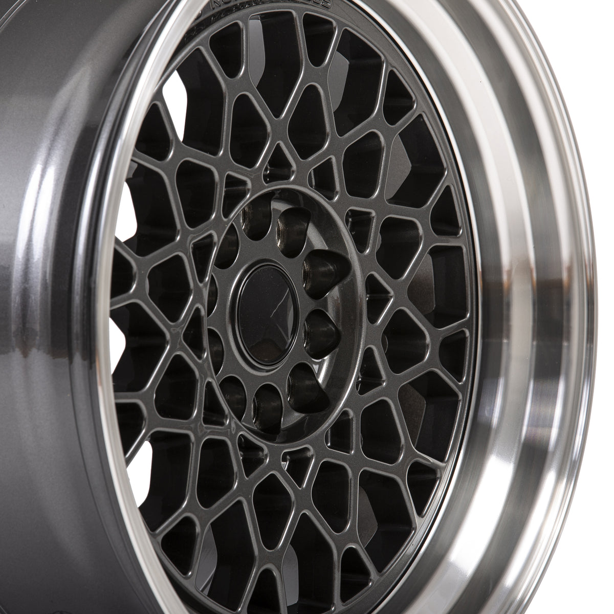 Llanta 59°North D-008 18x8,5" 5x114.3/120 ET35 gris antracita