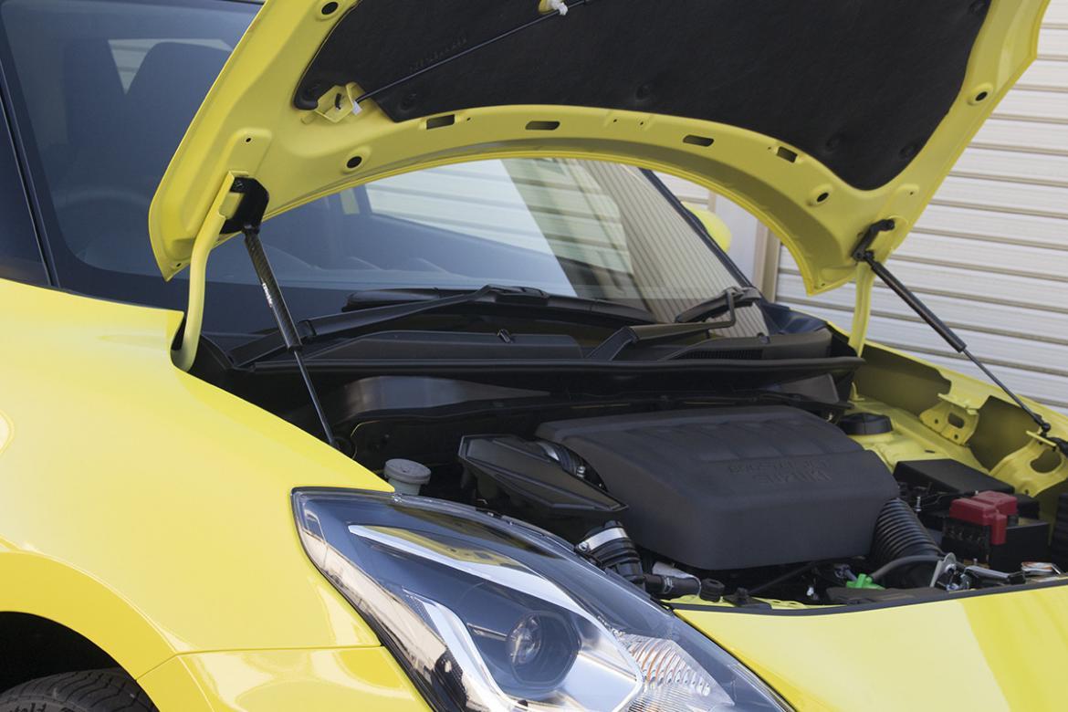 Amortiguadores de capó GReddy Carbon para Suzuki Swift Sport ZC33S (2017+)