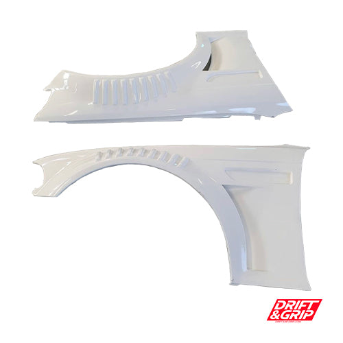 KIT ALETAS DELANTERAS GTR CON BRANQUIAS Y TRASERAS BMW M3 Y E46 COUPE (L+R) FIBRA +1cm