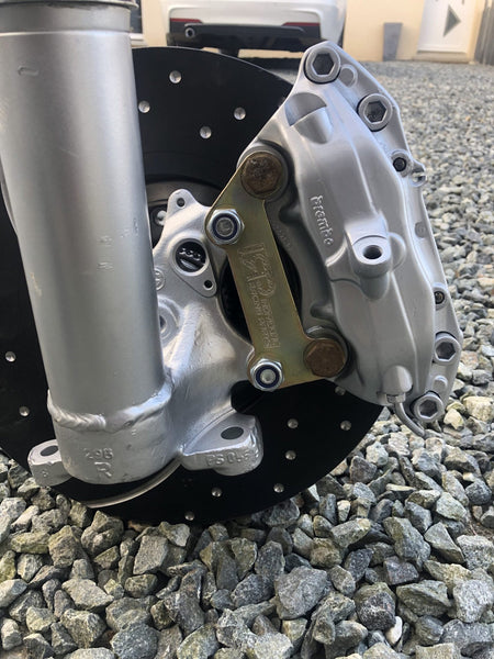 5 lug conversion/adapter kit from BMW E30 to E46 330 bearings and brake discs with E38 brembo calipers
