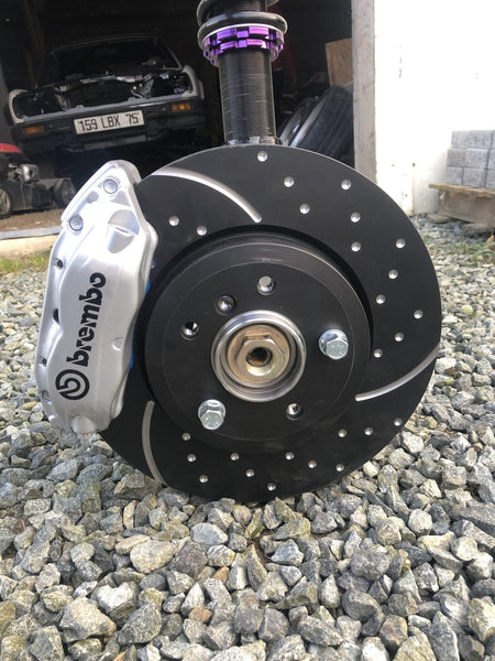 5 lug conversion/adapter kit from BMW E30 to E46 330 bearings and brake discs with E38 brembo calipers