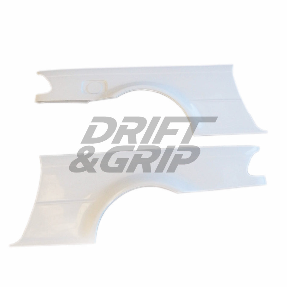 KIT ALETAS DELANTERAS GTR CON BRANQUIAS Y TRASERAS BMW M3 Y E46 COUPE (L+R) FIBRA +1cm