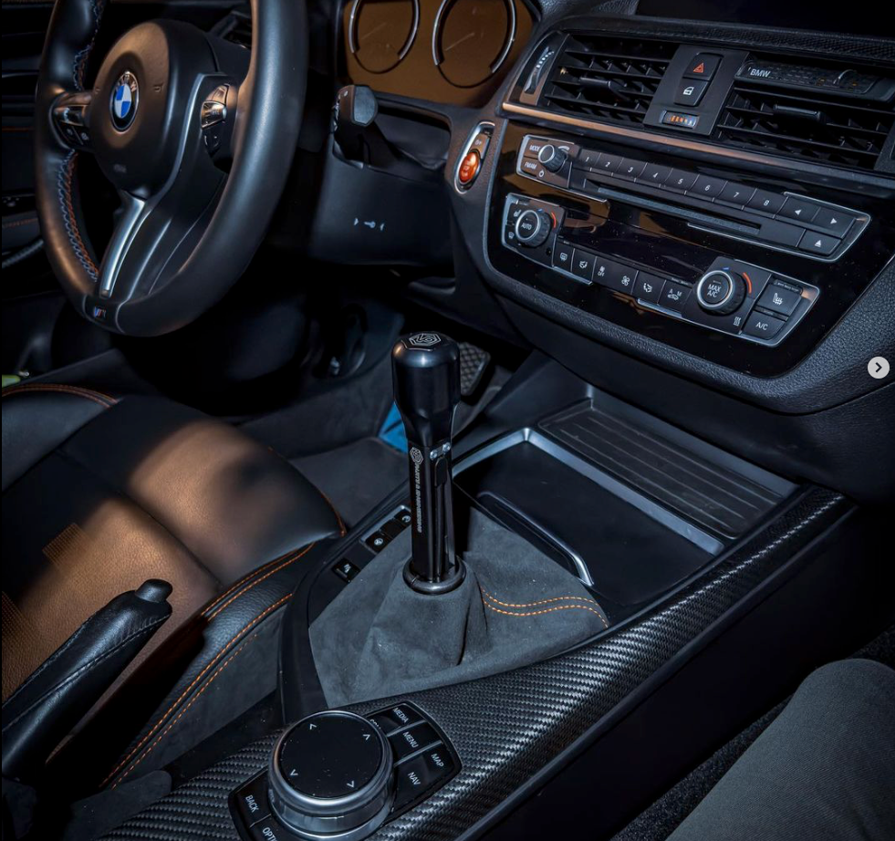 Short shifter NP Parts V2 morado para BMW
