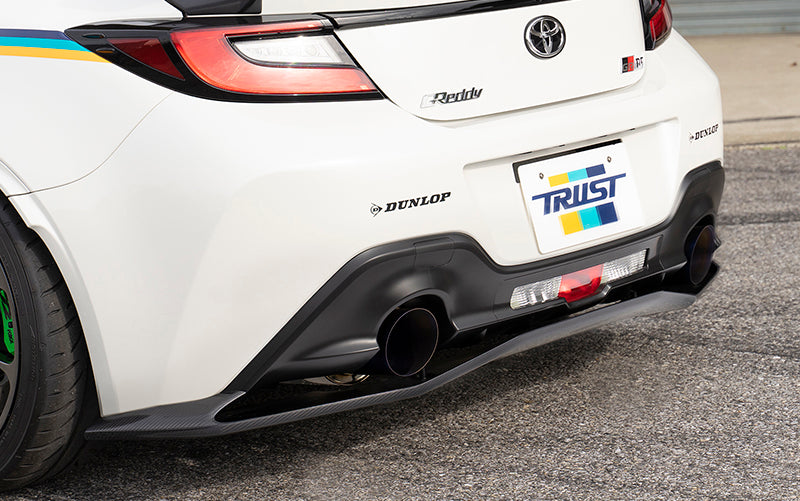 Faldón trasero GReddy × Voltex para GR86 y BRZ - en fibra