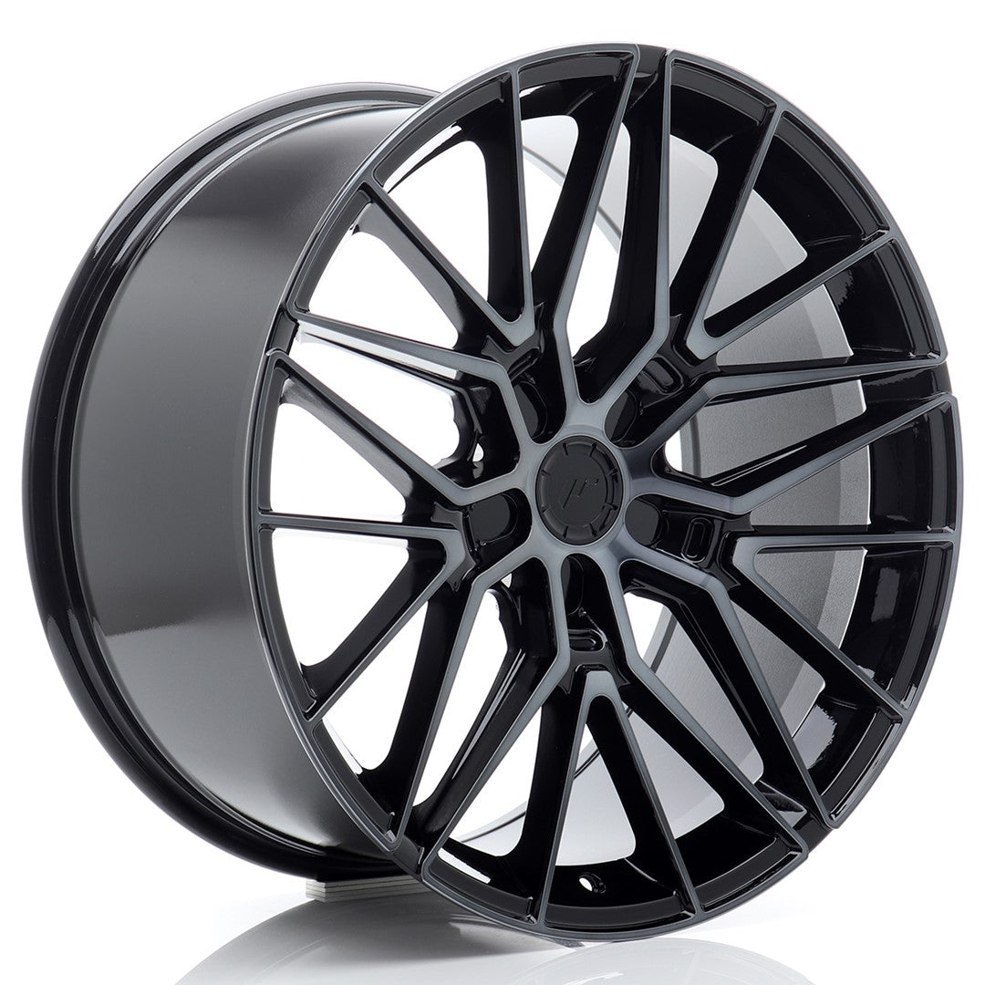 Llanta Japan Racing JR-38 20x9,5" 5 tornillos a medida ET22-40 negro mate / frontal tintado