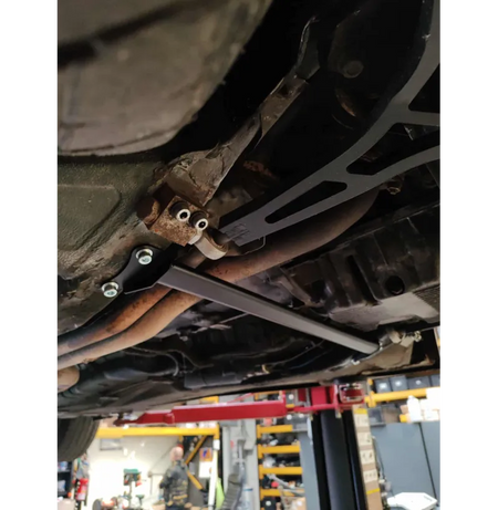 Barra inferior delantera 4 puntos ligera E36