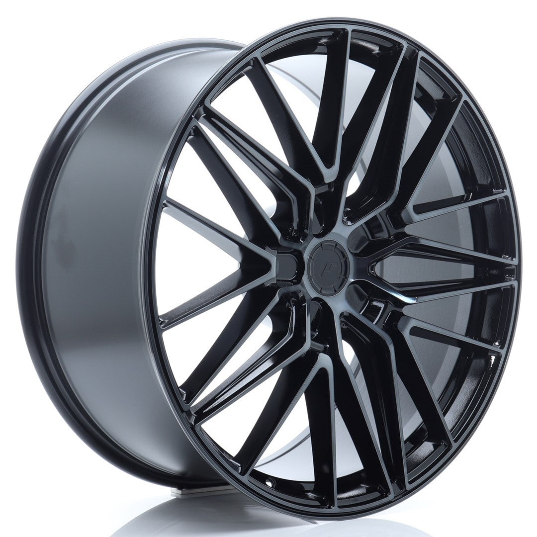 Llanta Japan Racing JR-38 22x9" 5 tornillos a medida ET10-45 negro mate y brillo