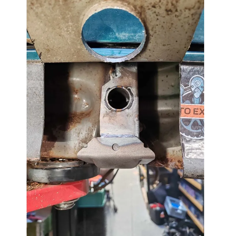 Puntos de elevación traseros E36 Compact