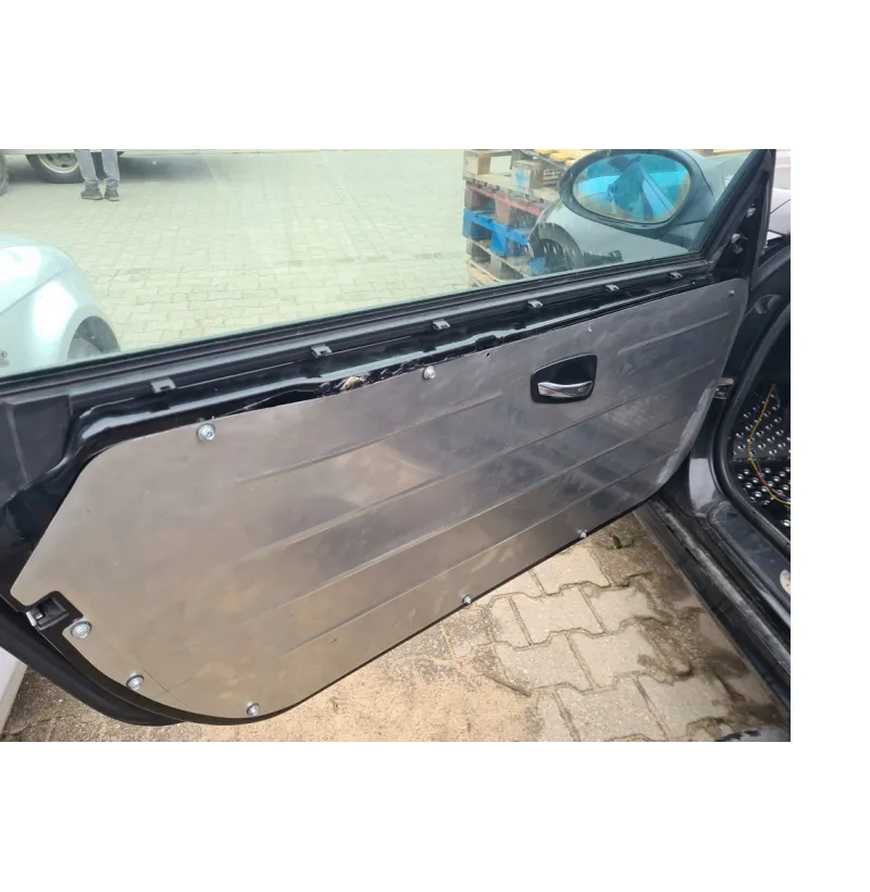 Paneles puerta aluminio BMW E82 coupé y E88