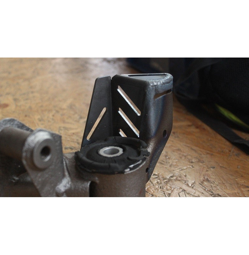Refuerzo anclaje estabilizadora trasera BMW E36