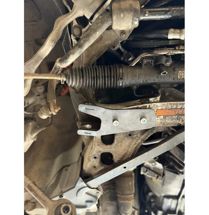 Refuerzo cuna delantera acero BMW E9X y E8X