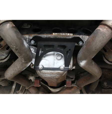 Refuerzo soporte diferencial 215L BMW E9X