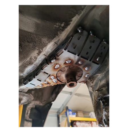 Refuerzo suelo subchasis trasero BMW E36 Compact