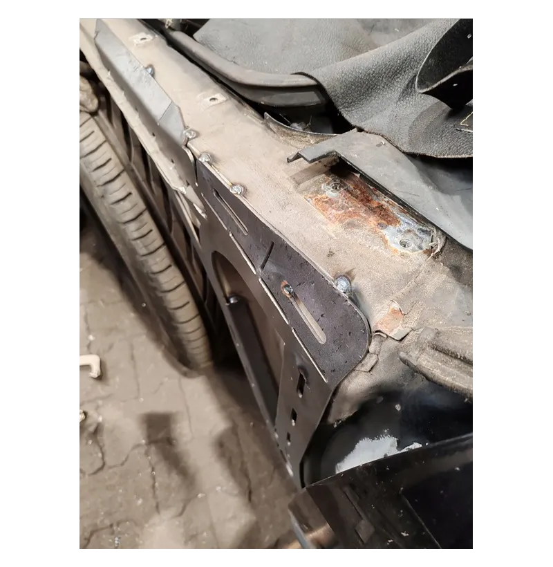 Refuerzos pasos de rueda delanteros BMW E36 coupé