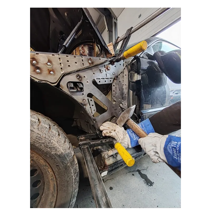 Refuerzos pasos de rueda delanteros BMW E46