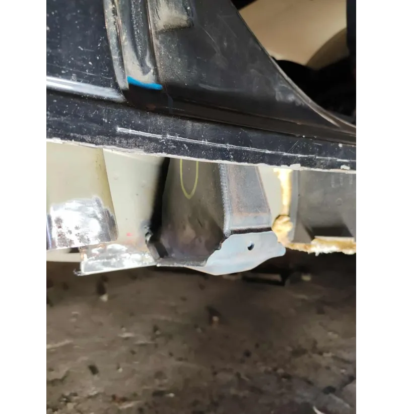Punto de elevación trasero derecho BMW E39