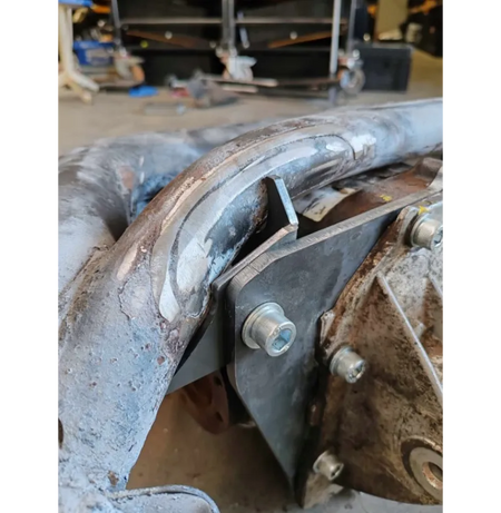 Soportes adicionales diferencial 188 BMW E46