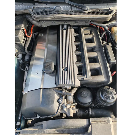 Tapa de bobinas inoxidable BMW M52 y M54