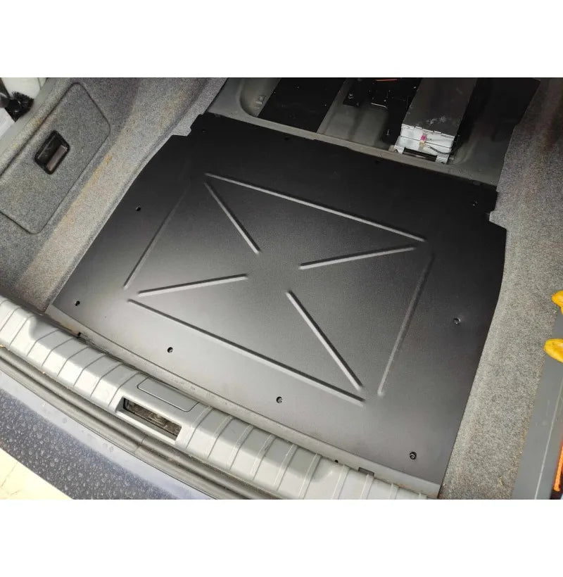 Tapa hueco rueda repuesto aluminio BMW E9X