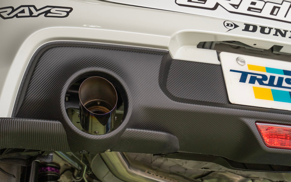 Línea de escape cat-back GReddy Power Extreme R Light-S para Suzuki Swift Sport ZC33S